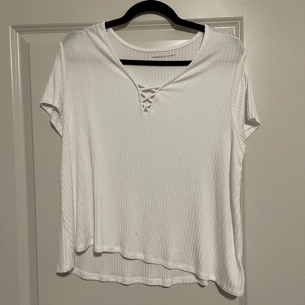American Eagle white T-shirt. Very comfortable.